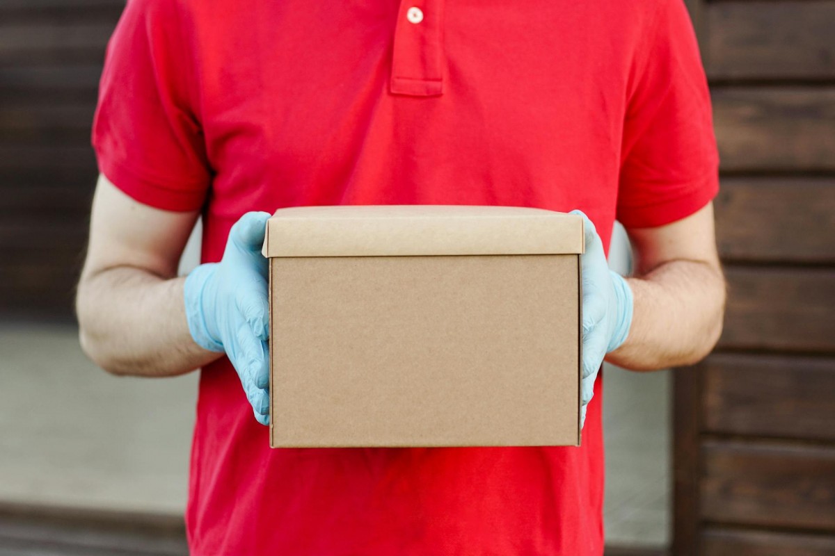 Discreet Packaging and Delivery