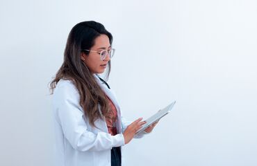Ibuprofen - Uses, Side Effects, and More